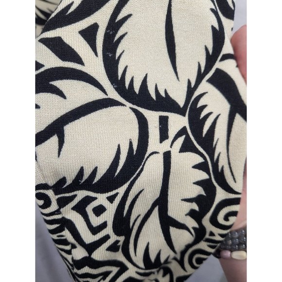 Oliver Perry Women's L Cardigan Silk Blend Black Cream Tropical Print Button Up - Picture 5 of 10